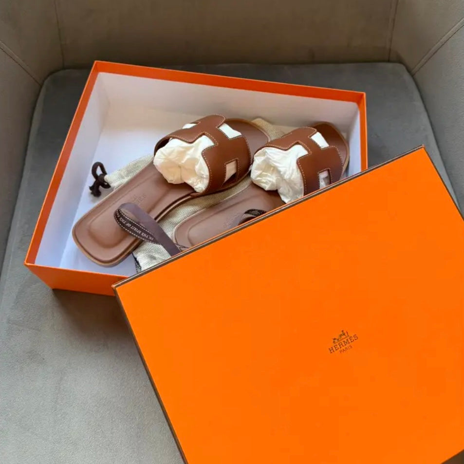 Hermes Sandaler